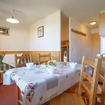 Sarvan 404 By Interhome דירה